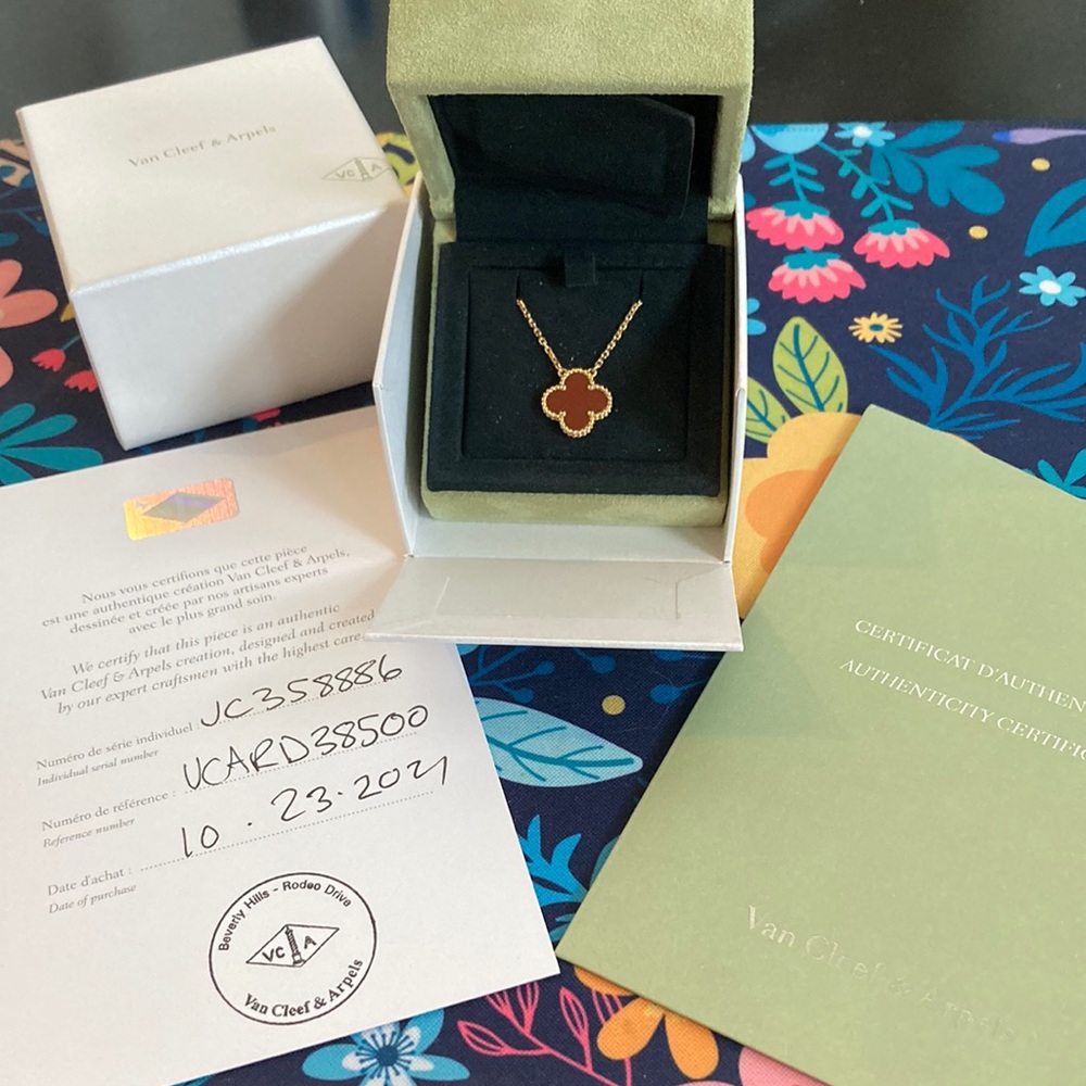 Van Cleef & Arpels Vintage Alhambra Pendant